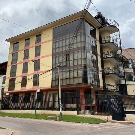 Espacioso Confortable Apartamento Familia Cusco Ngoại thất bức ảnh